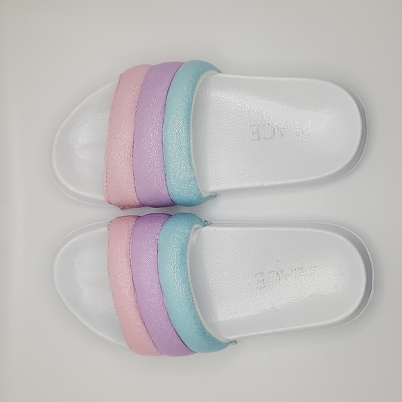 Slides - Picture 2 of 4